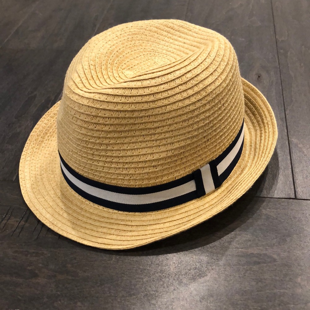 H&M hat